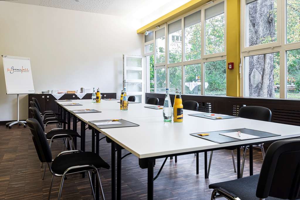 hotel grenzfall berlin