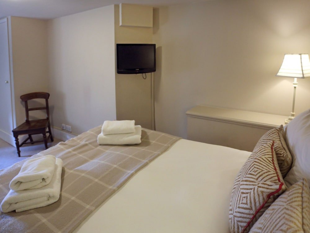 black boys hotel