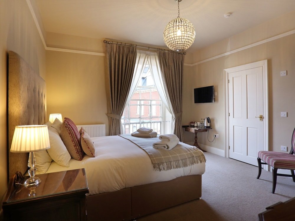 black boys hotel