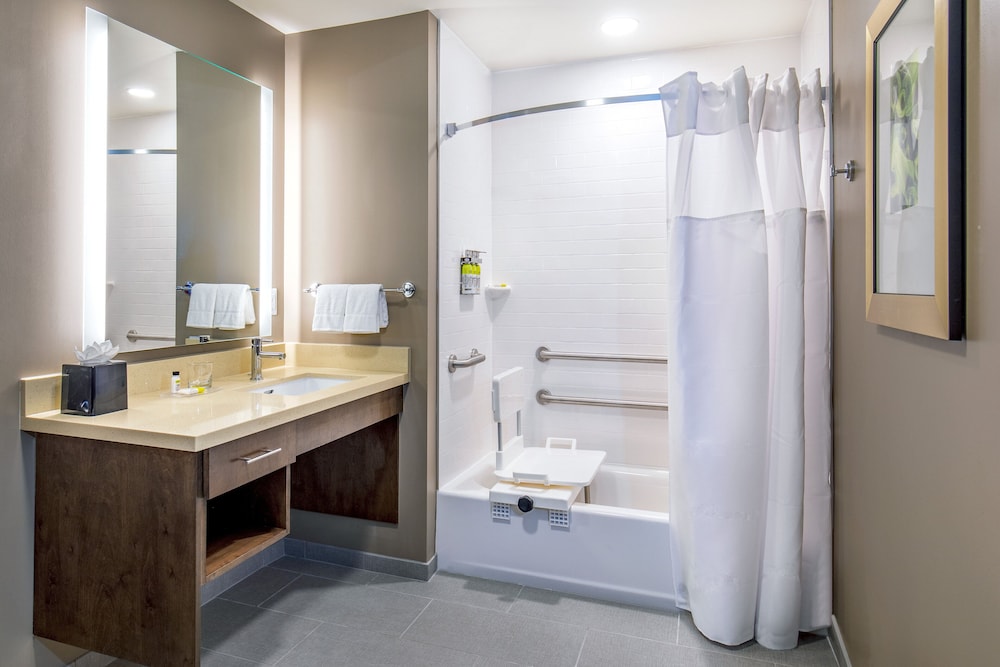 staybridge suites charlottesville airport an ihg hotel