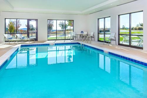 staybridge suites charlottesville airport an ihg hotel