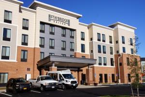 staybridge suites charlottesville airport an ihg hotel