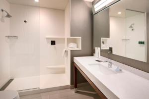 courtyard by marriott atlanta vinings galleria