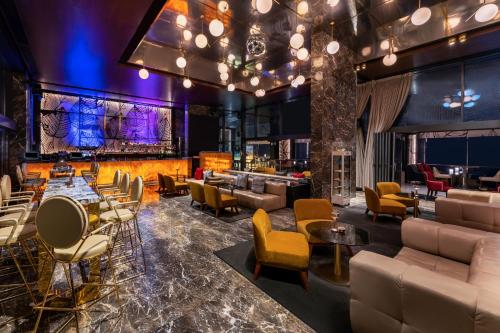 grand plaza movenpick media city