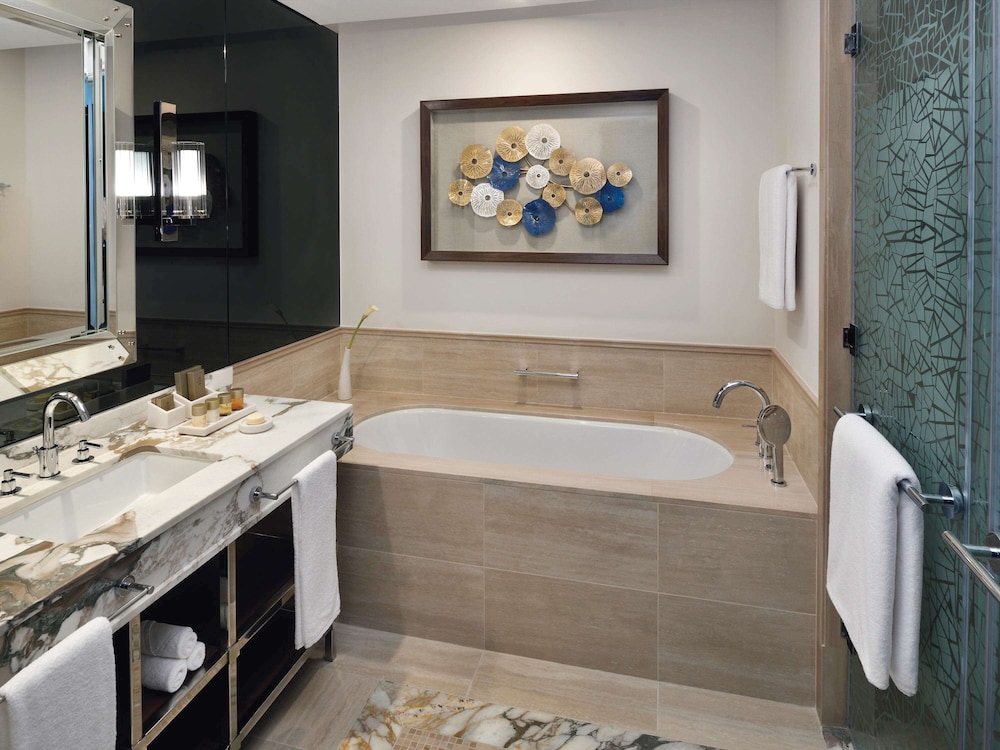 grand plaza movenpick media city