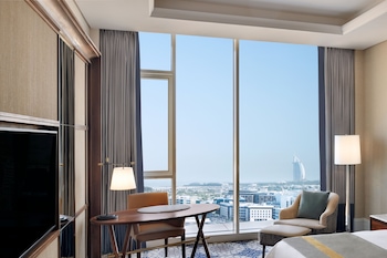 grand plaza movenpick media city