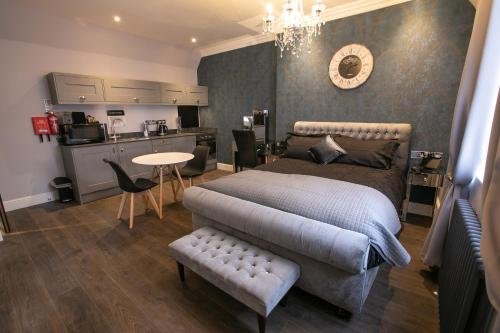 number 82 the unthank