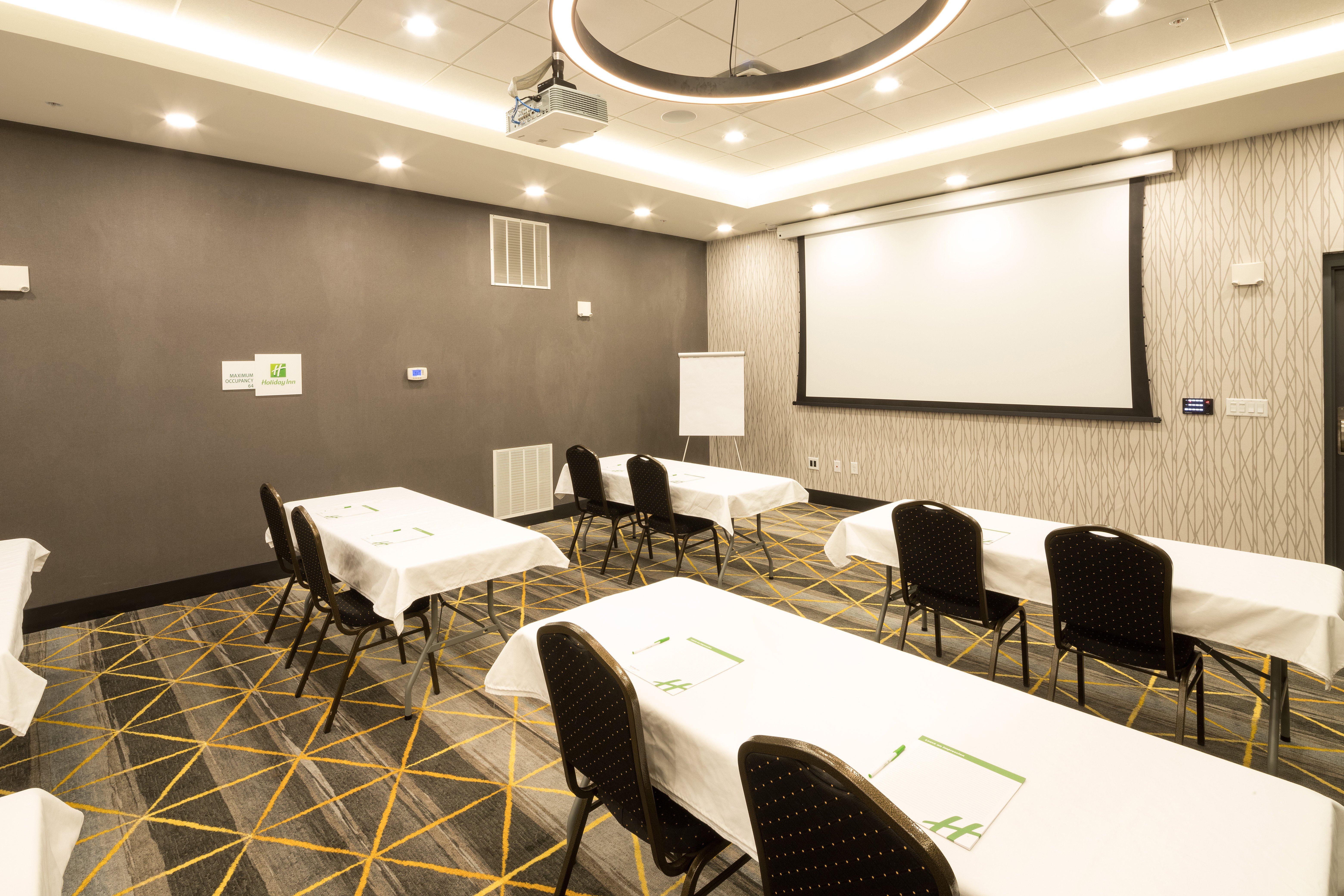 holiday inn kalamazoo west an ihg hotel