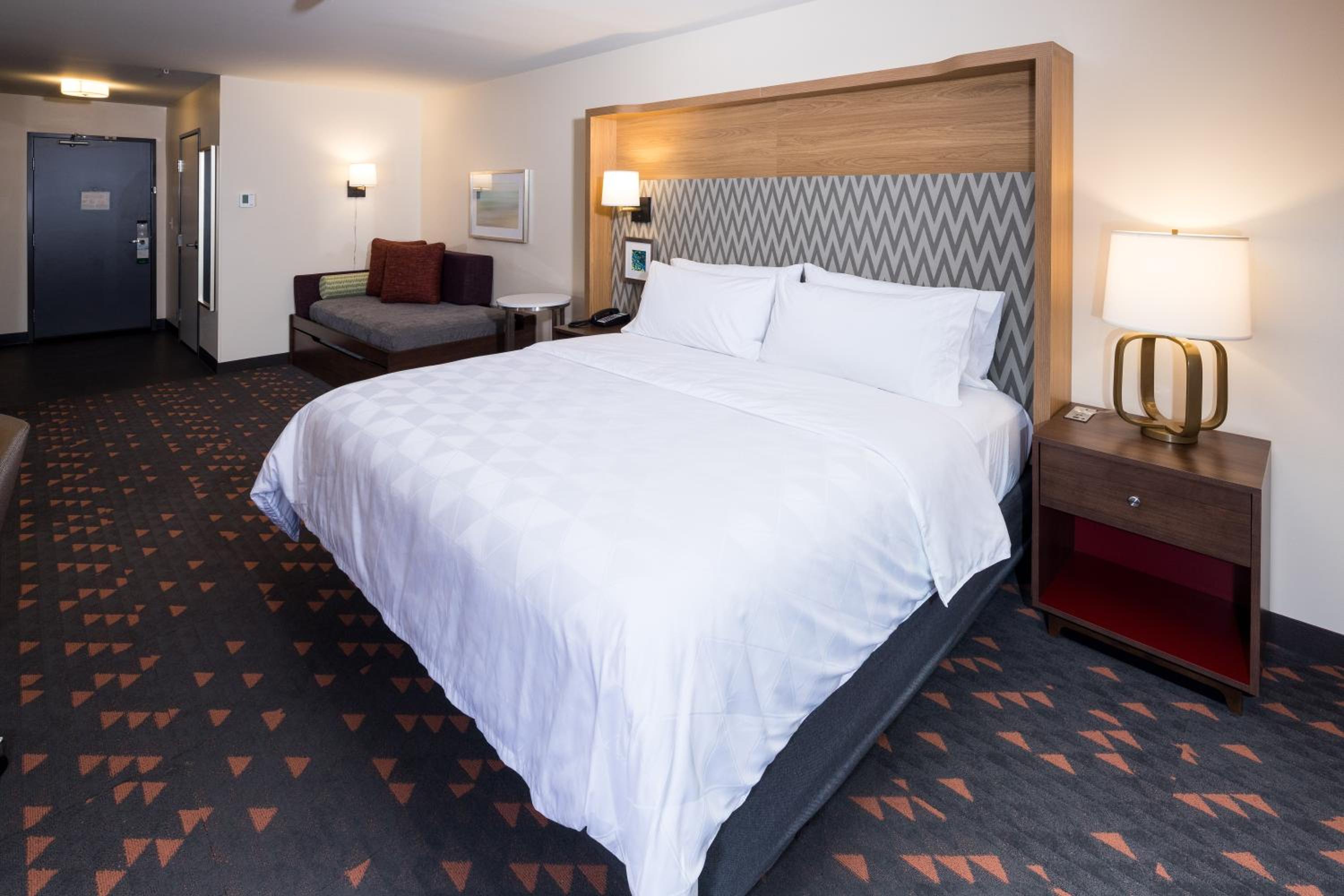 holiday inn kalamazoo west an ihg hotel
