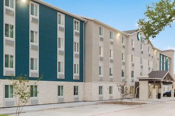woodspring suites lake jackson