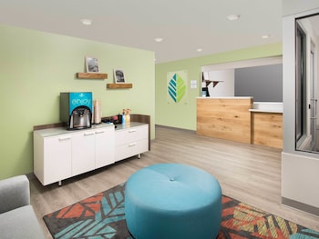 woodspring suites lake jackson