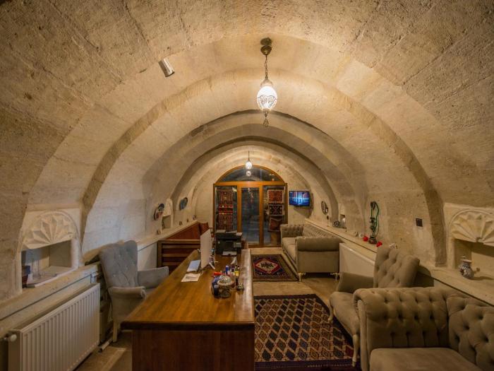 lucky cave cappadocia