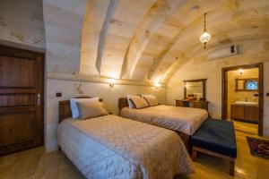 lucky cave cappadocia