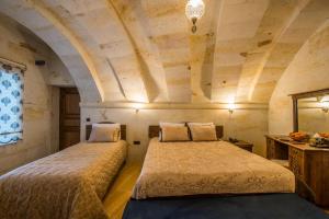 lucky cave cappadocia