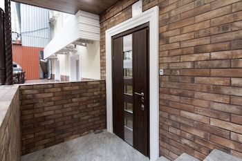 art suites on deribasovskaya 10