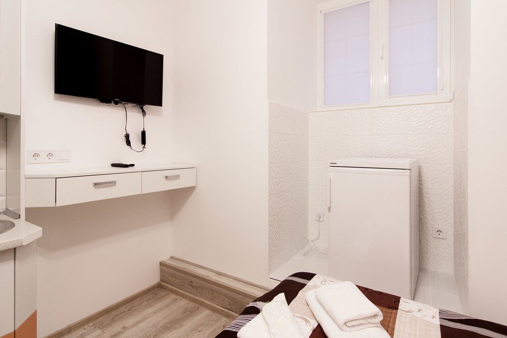 art suites on deribasovskaya 10