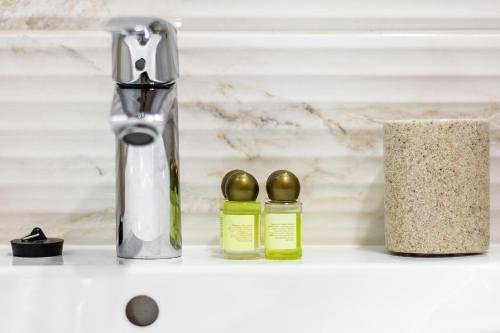 art suites on deribasovskaya 10