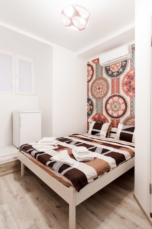 art suites on deribasovskaya 10