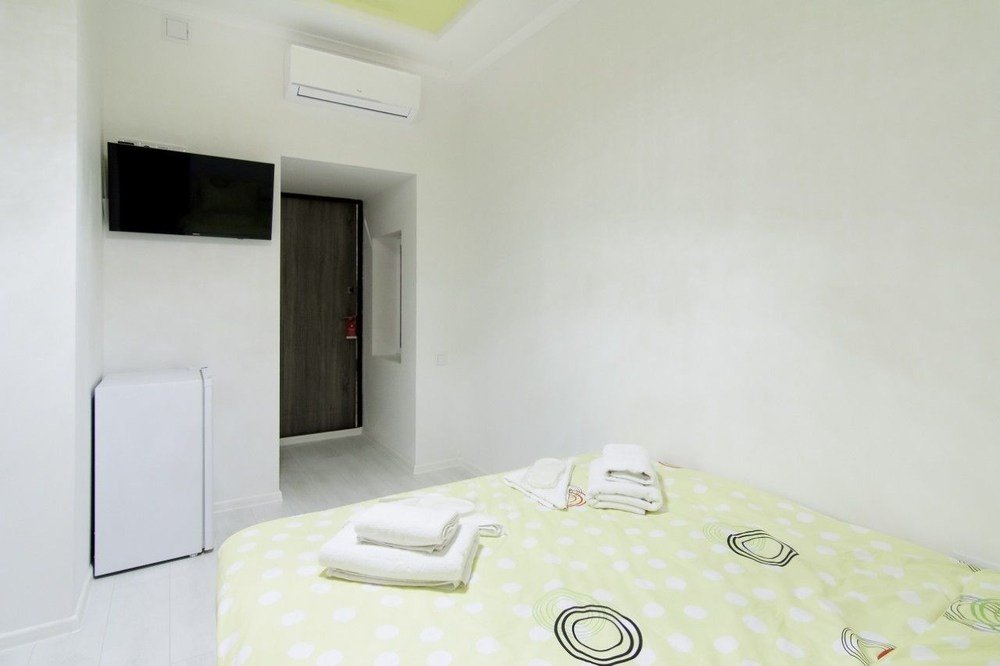 art suites on deribasovskaya 10