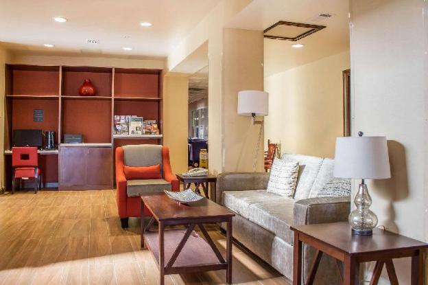 comfort inn flagstaff lucky lane i 40