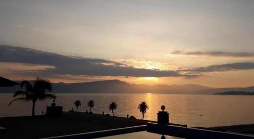 rogate beach hotel