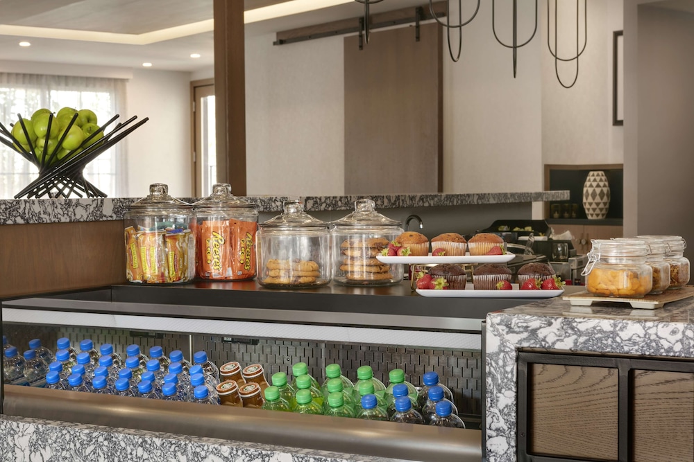 hyatt place santa barbara