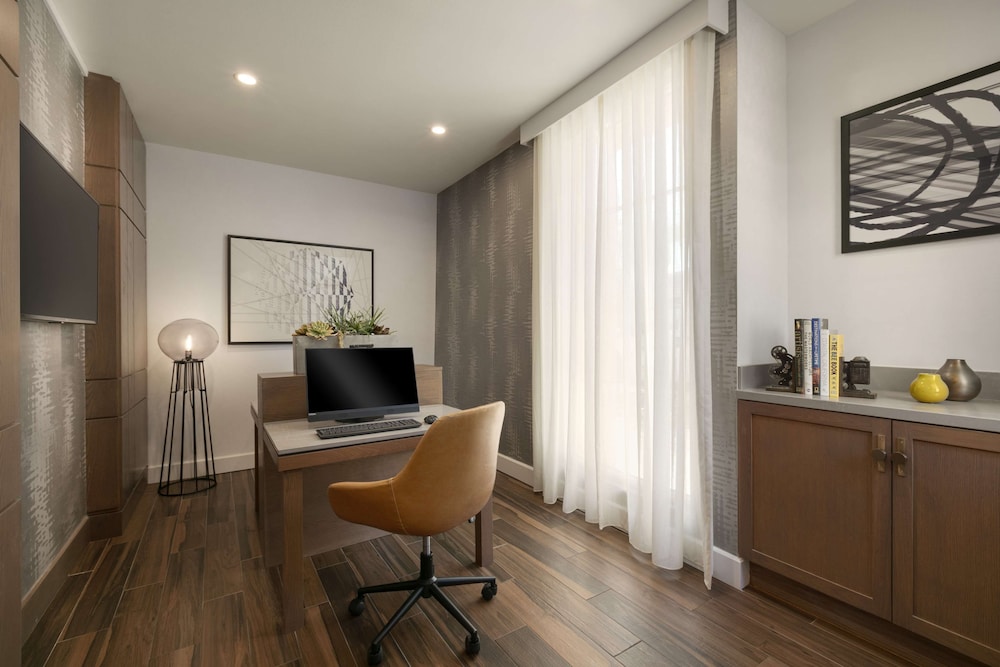 hyatt place santa barbara