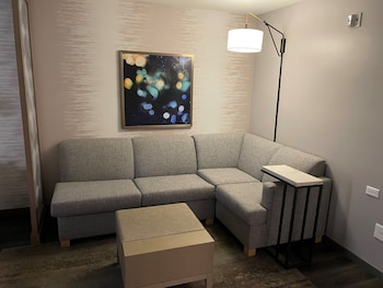 hyatt place santa barbara