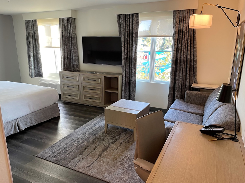 hyatt place santa barbara