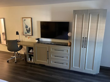 hyatt place santa barbara