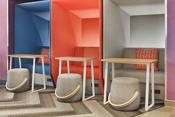 tru by hilton milwaukee brookfield