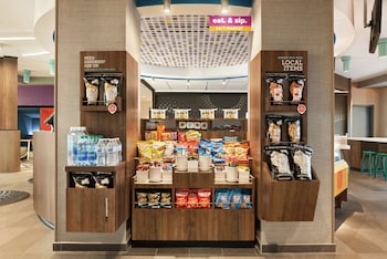 tru by hilton milwaukee brookfield