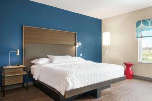 tru by hilton milwaukee brookfield