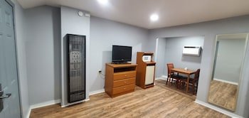 Travelers Inn,,2 star