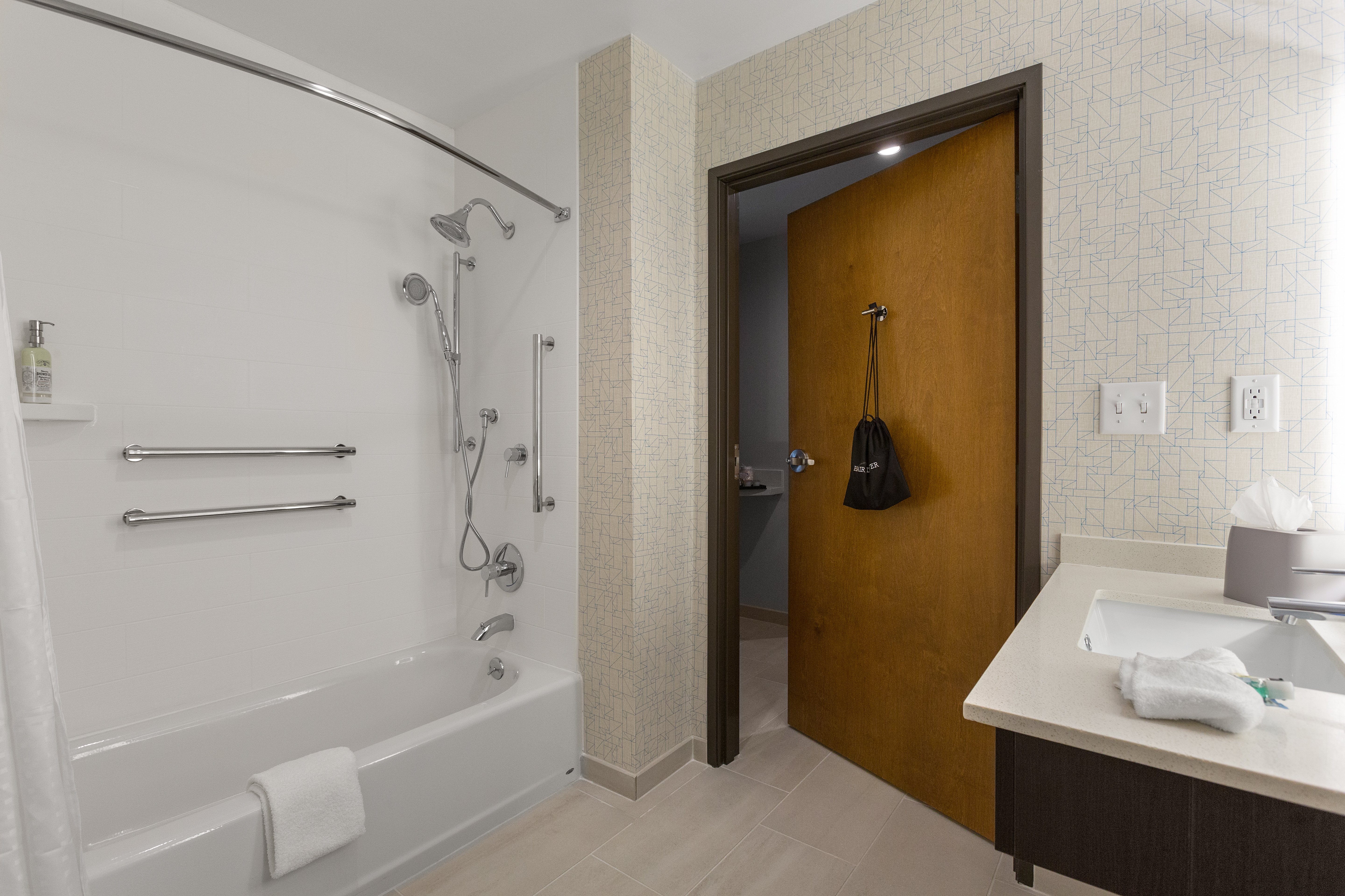 holiday inn express lake park an ihg hotel
