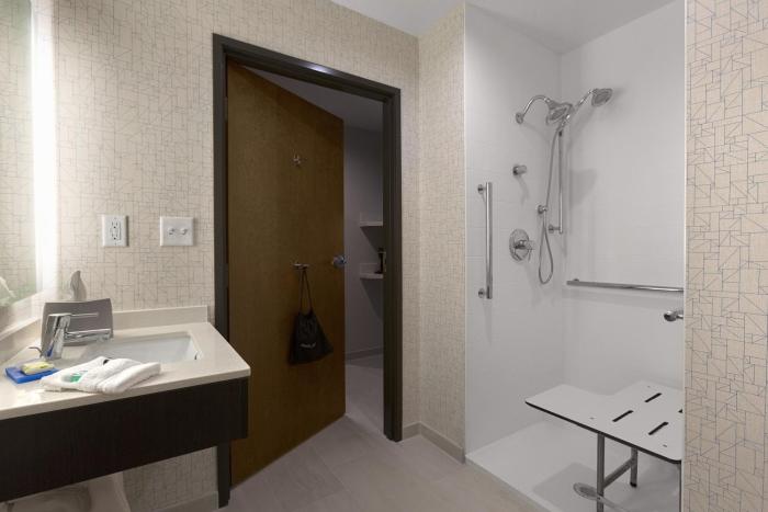 holiday inn express lake park an ihg hotel