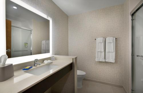 holiday inn express lake park an ihg hotel