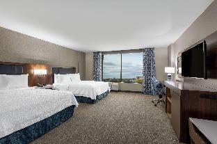 hampton inn and suites fort wayne downtown