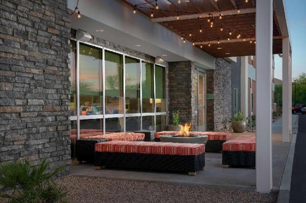 home2 suites by hilton phoenix airport south