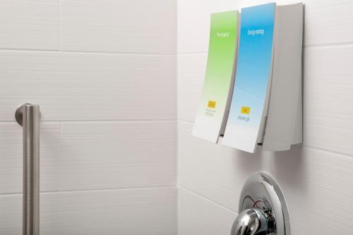 home2 suites by hilton phoenix airport south