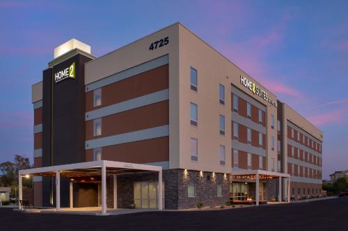 home2 suites by hilton phoenix airport south