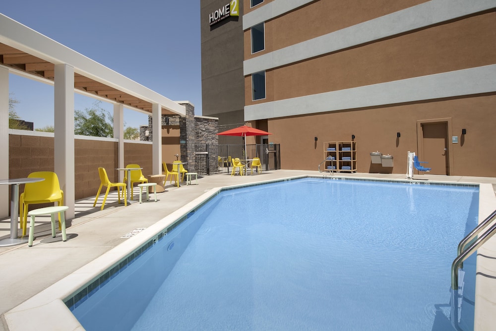 home2 suites by hilton phoenix airport south