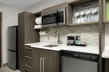 home2 suites by hilton phoenix airport south