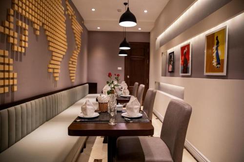 hanoi lakeside premium hotel