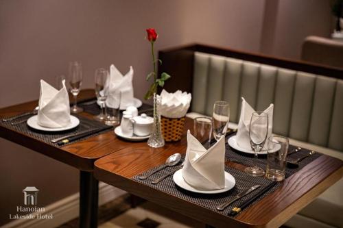 hanoi lakeside premium hotel