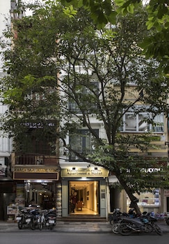 hanoi lakeside premium hotel