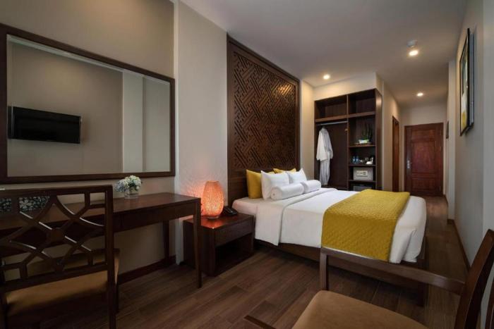 hanoi lakeside premium hotel