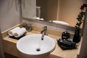 hanoi lakeside premium hotel