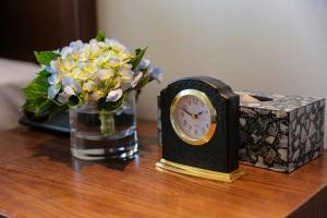 hanoi lakeside premium hotel