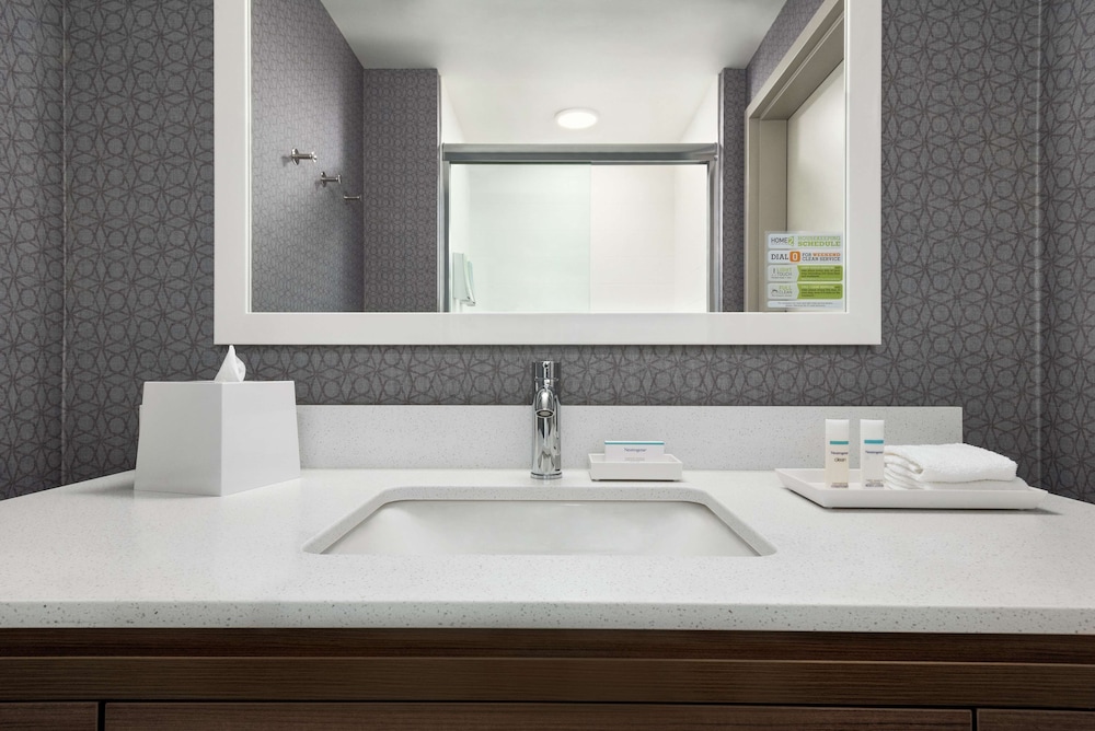 home2 suites by hilton madison central alliant energy center